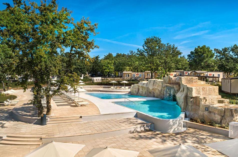 Easyatent Bungalow Tent Lanterna Цервар-Порат Экстерьер фото